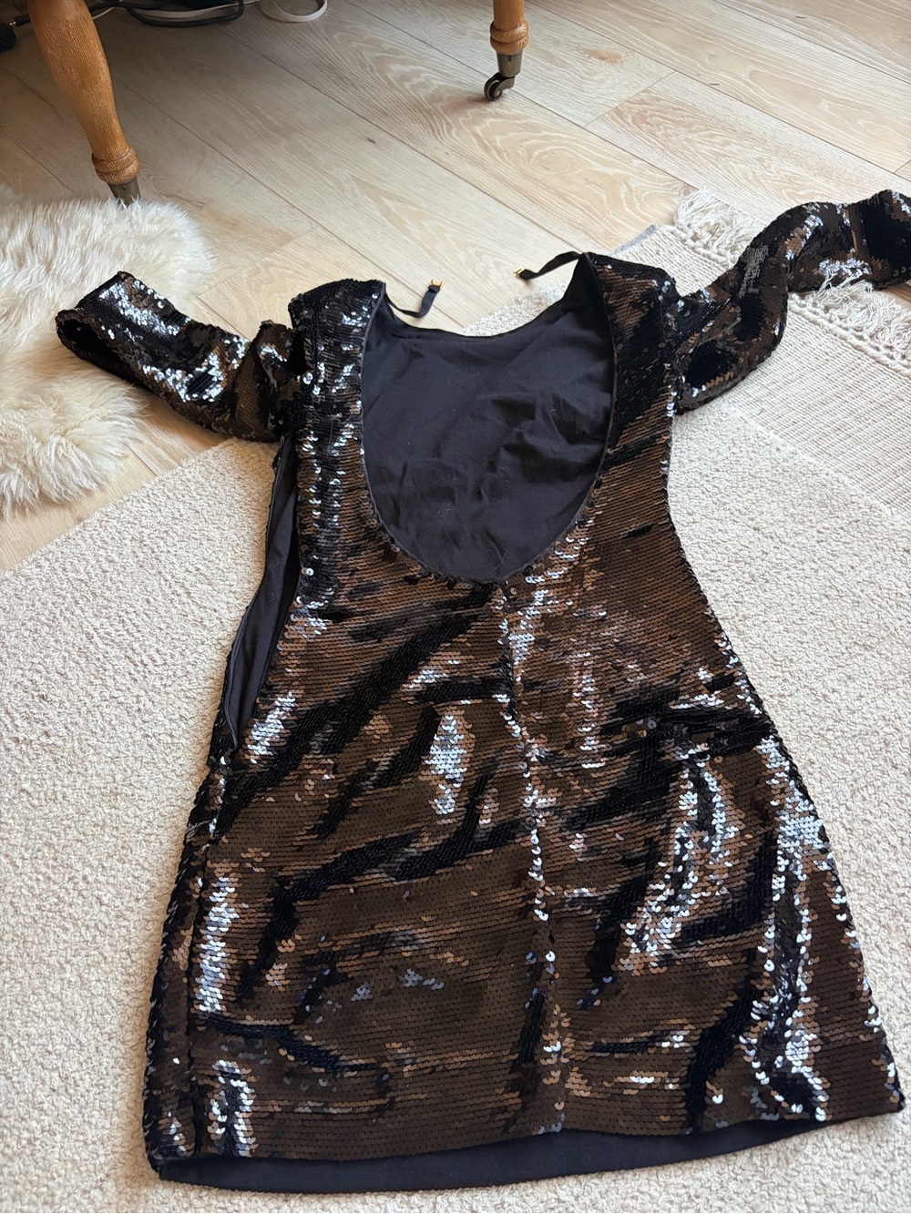 Frame Mini Dress - Picture 2 of 3
